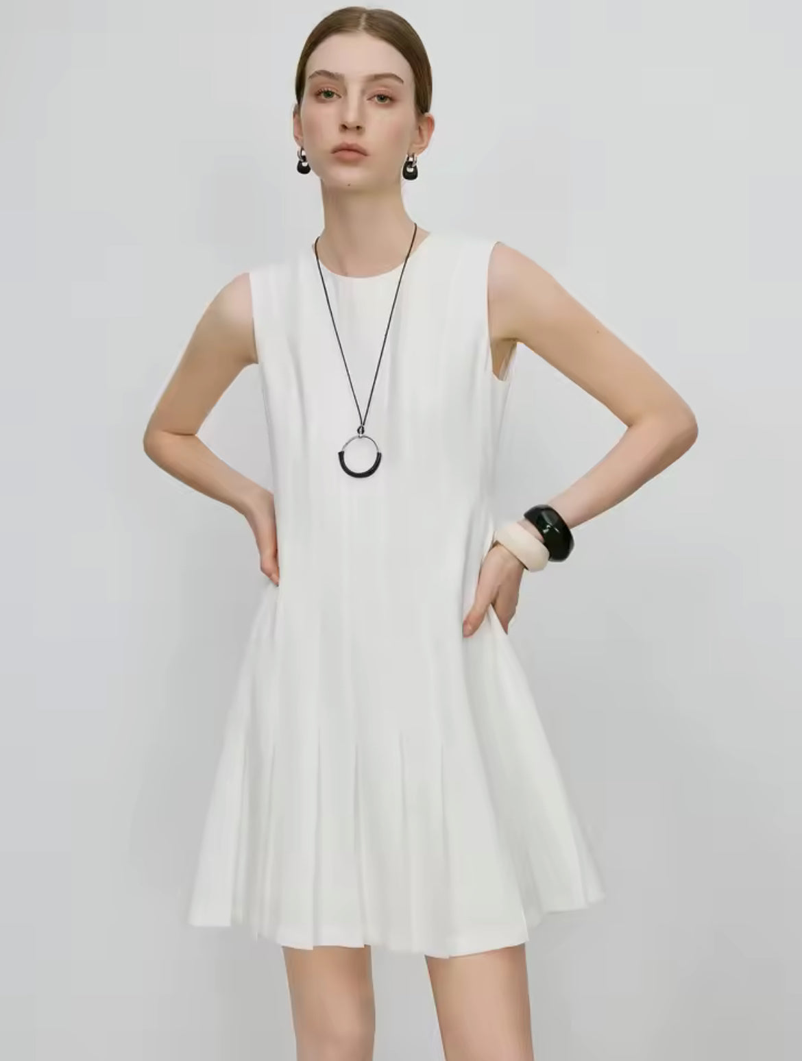 Pleated Dress (White)