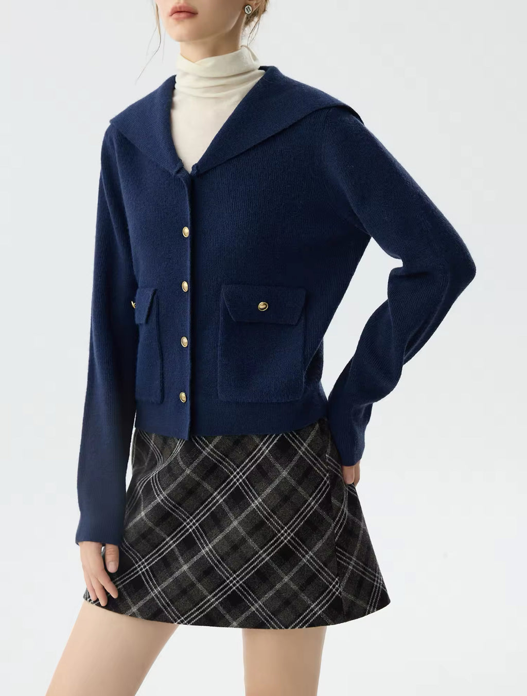 V-shaped Lapel Sweater